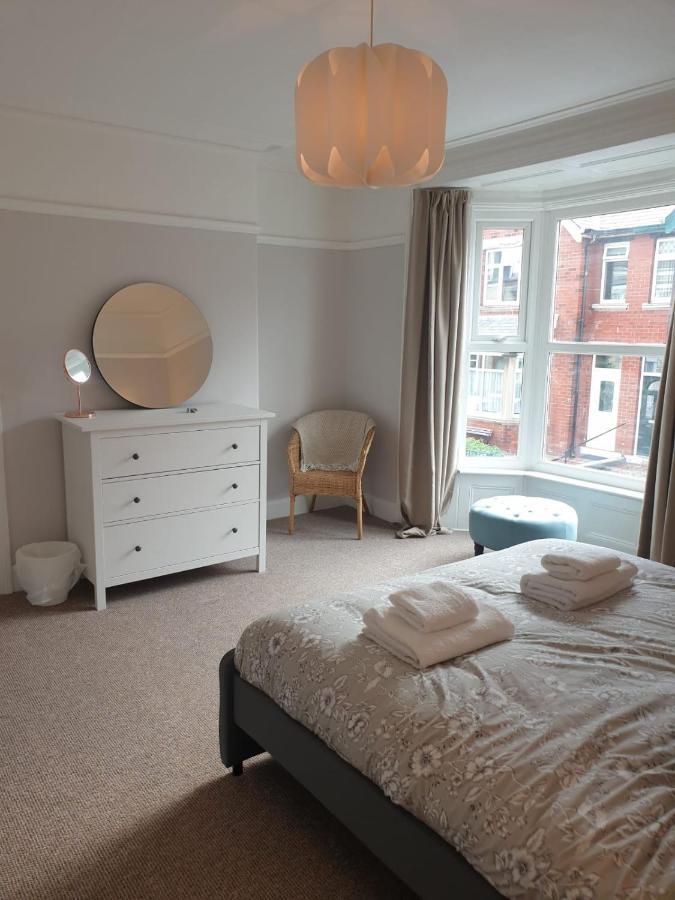 Sunset House - Whitby Townhouse Near The Sea Sleeps 8 Villa Exterior photo