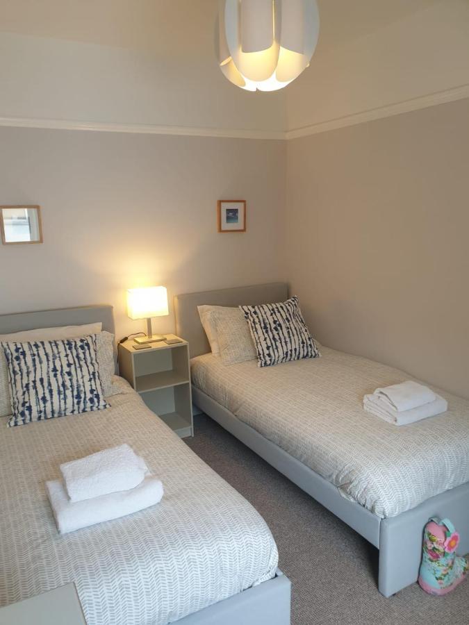 Sunset House - Whitby Townhouse Near The Sea Sleeps 8 Villa Exterior photo